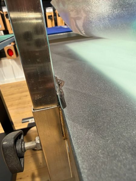 Artero LED Trimmtisch - Größe XL